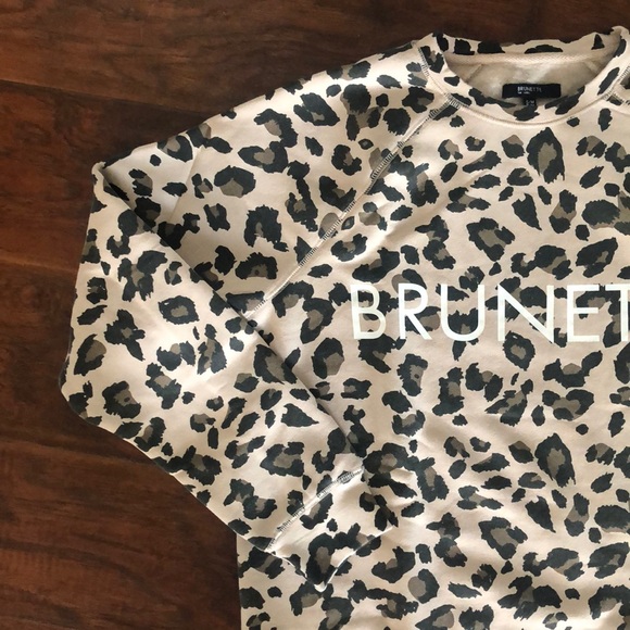 1 LEFT❗️ NEW BRUNETTE THE LABEL CHEETAH CREW - Picture 4 of 7